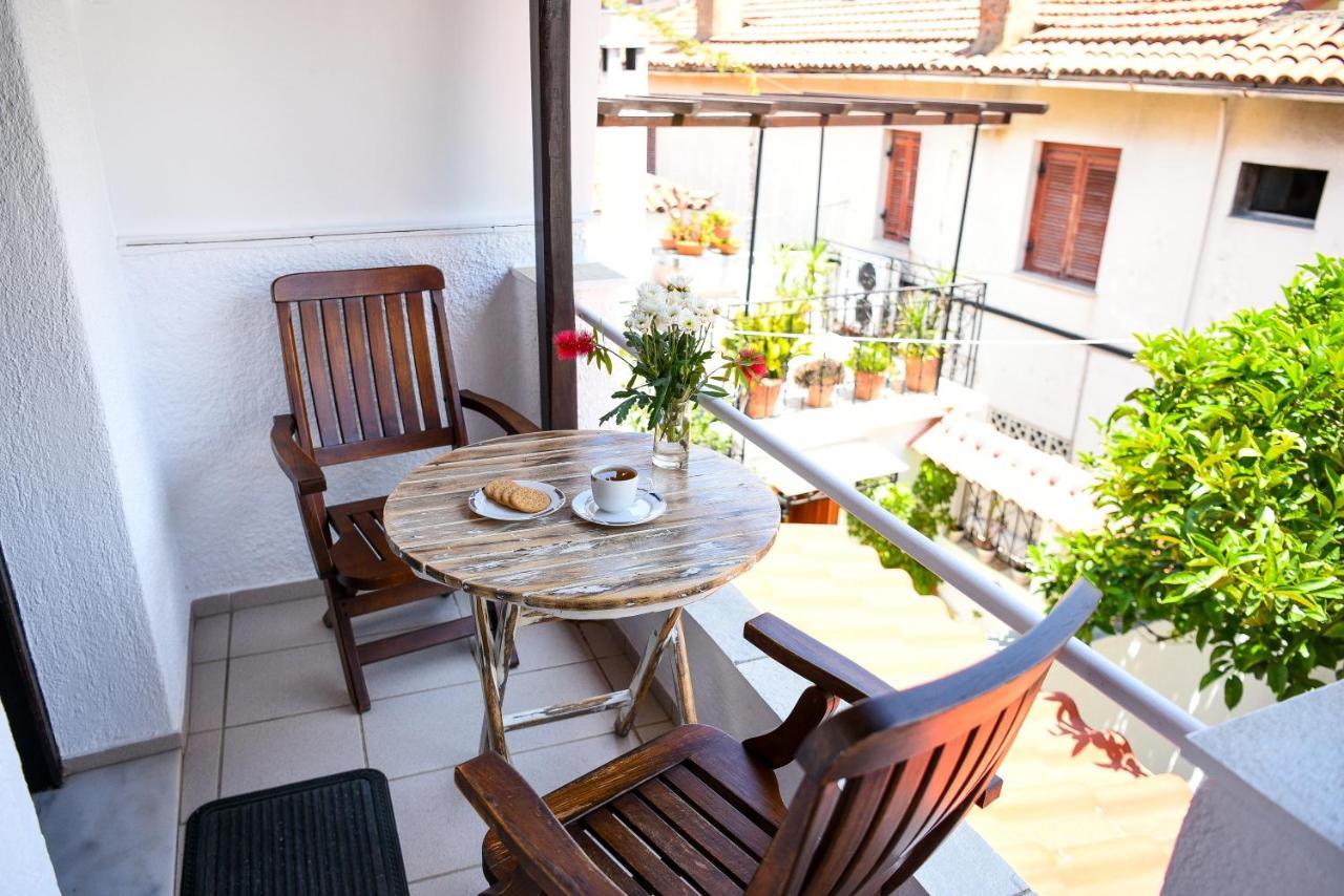 Blue Nest Apartment Skiathos Exterior foto